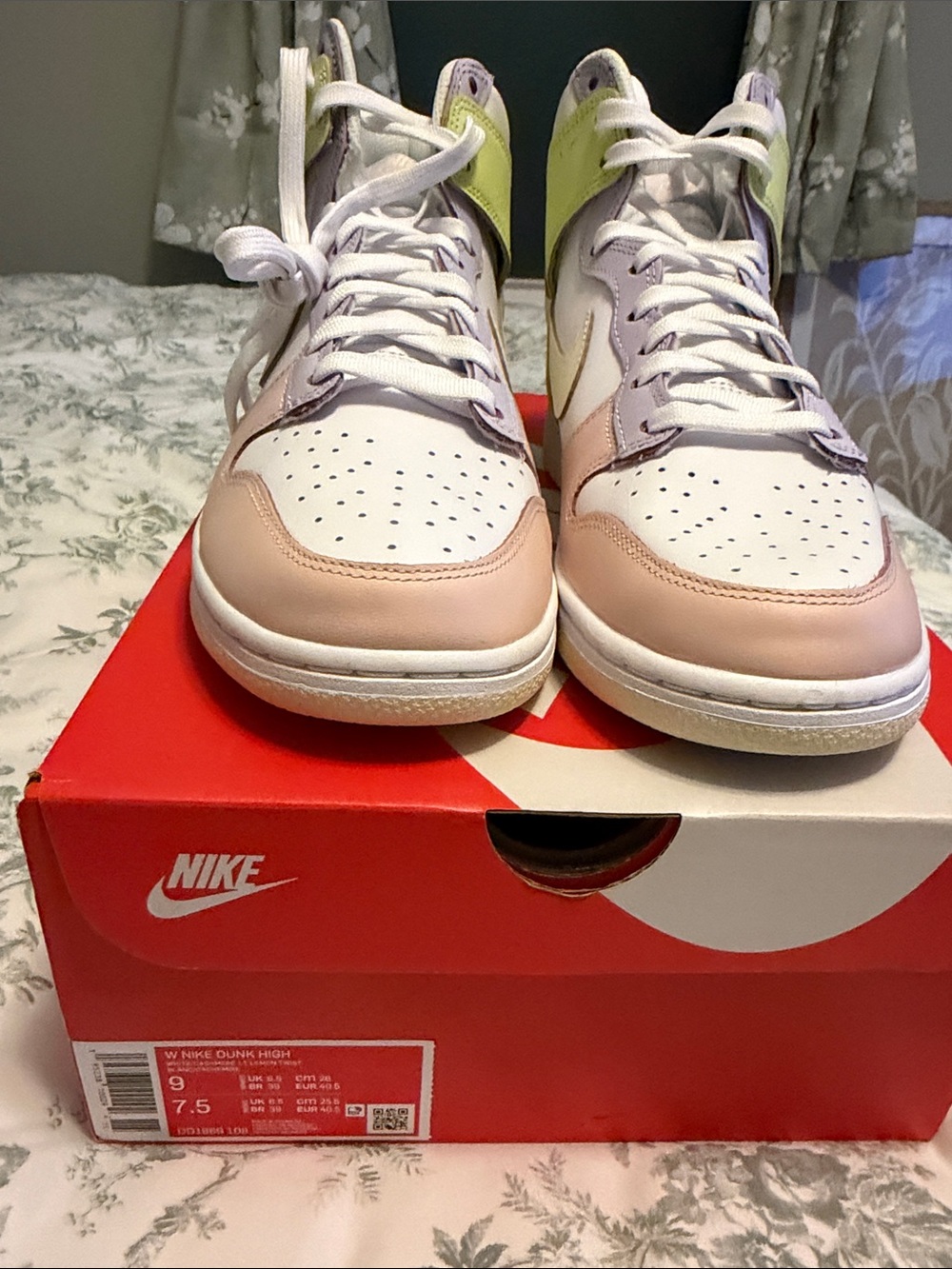 Women’s Nike Dunks High White, Pastel Pink, Lavender & Lime - Picture 3 of 10